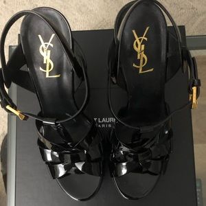 Yves Saint Laurent Black Tribute Sandals (38)